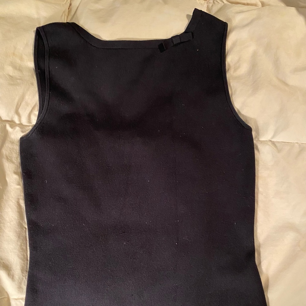 Urchin Black Tank Sweater medium